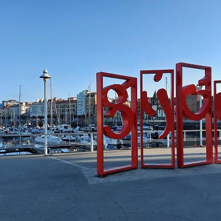 La Galeria De San Lorenzo Gijón Kültér fotó