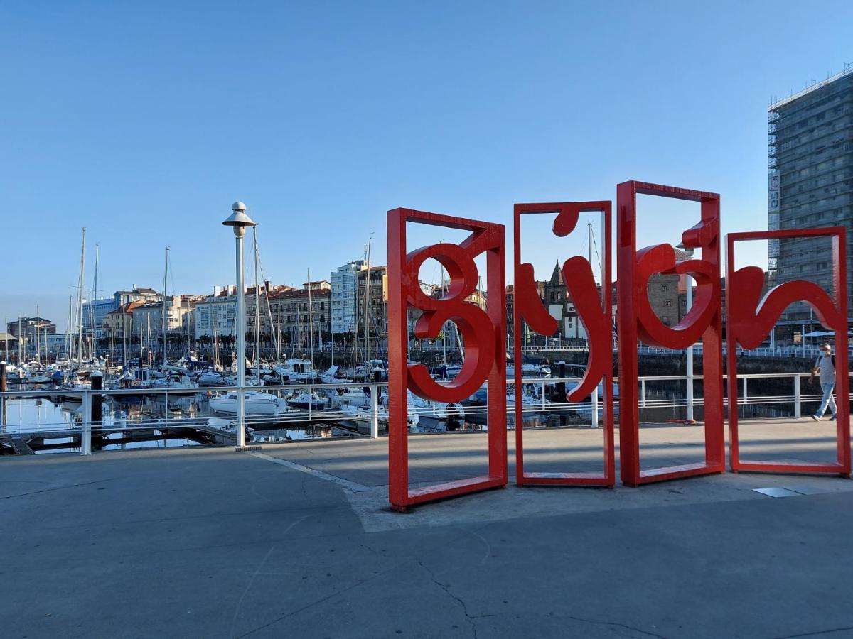 La Galeria De San Lorenzo Gijón Kültér fotó