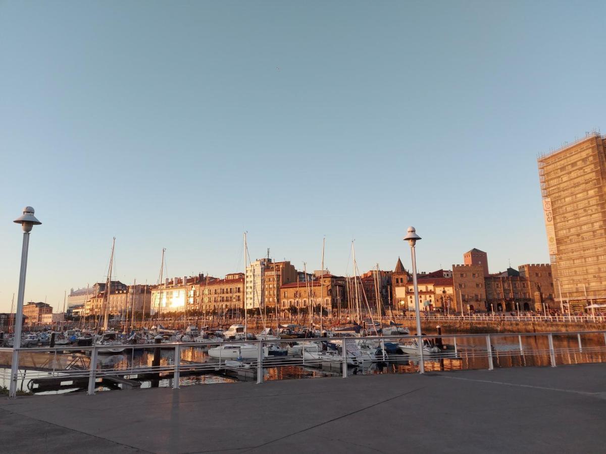 La Galeria De San Lorenzo Gijón Kültér fotó